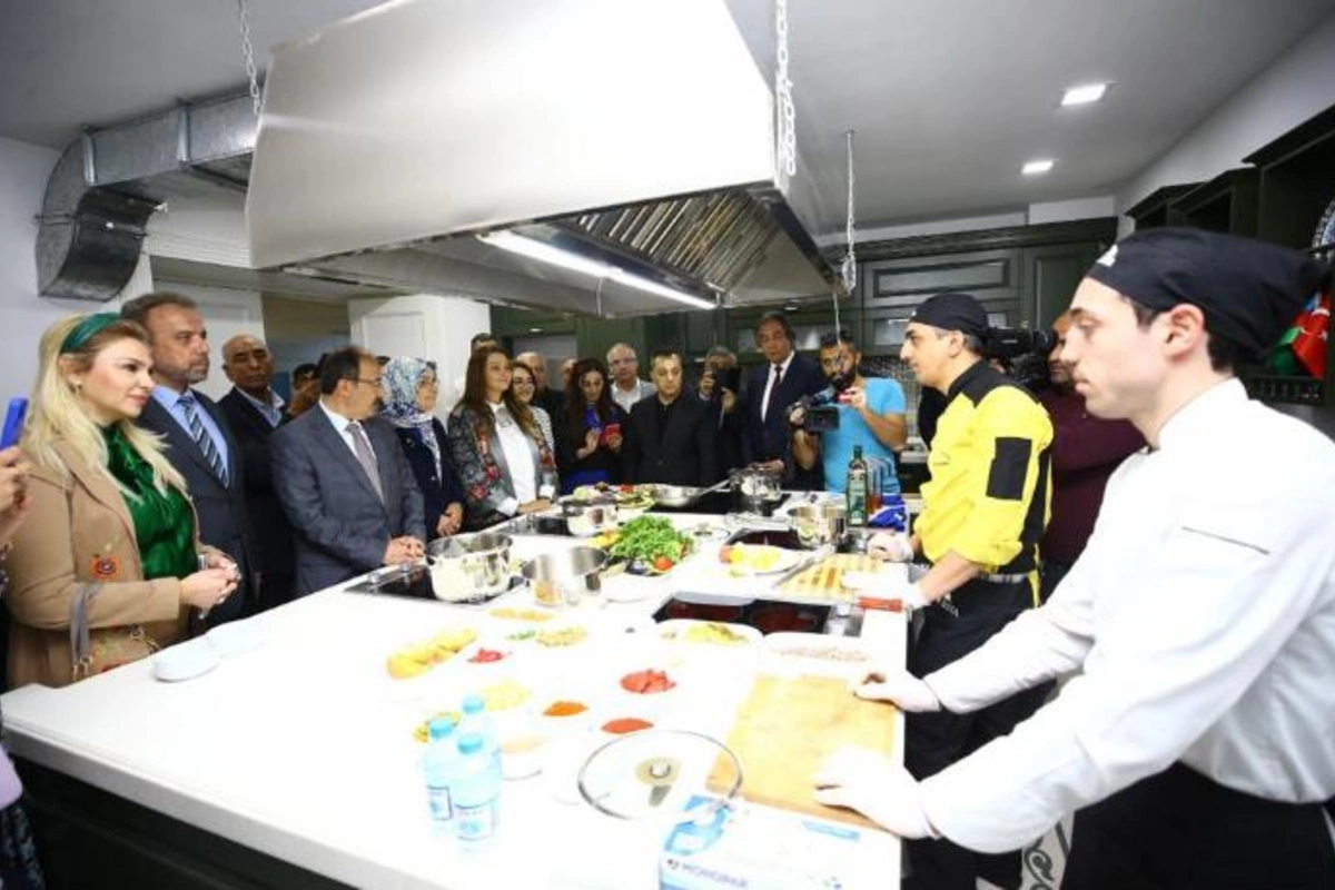 Əminə Ərdoğanın təşkilatçılığı ilə Bakıda Türk mətbəxi həftəsi keçirildi — FOTO