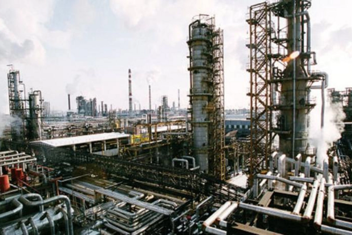 SOCAR gözlənilən tüstülənmə ilə bağlı xəbərdarlıq etdi