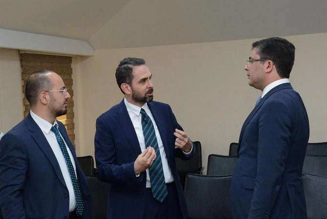 Medianın İnkişafı Agentliyində “Albayrak Media Group”unun rəhbərliyi ilə görüş keçirilib — FOTOLAR Medianın İnkişafı Agentliyində “Albayrak Media Group”unun rəhbərliyi ilə görüş keçirilib — FOTOLAR