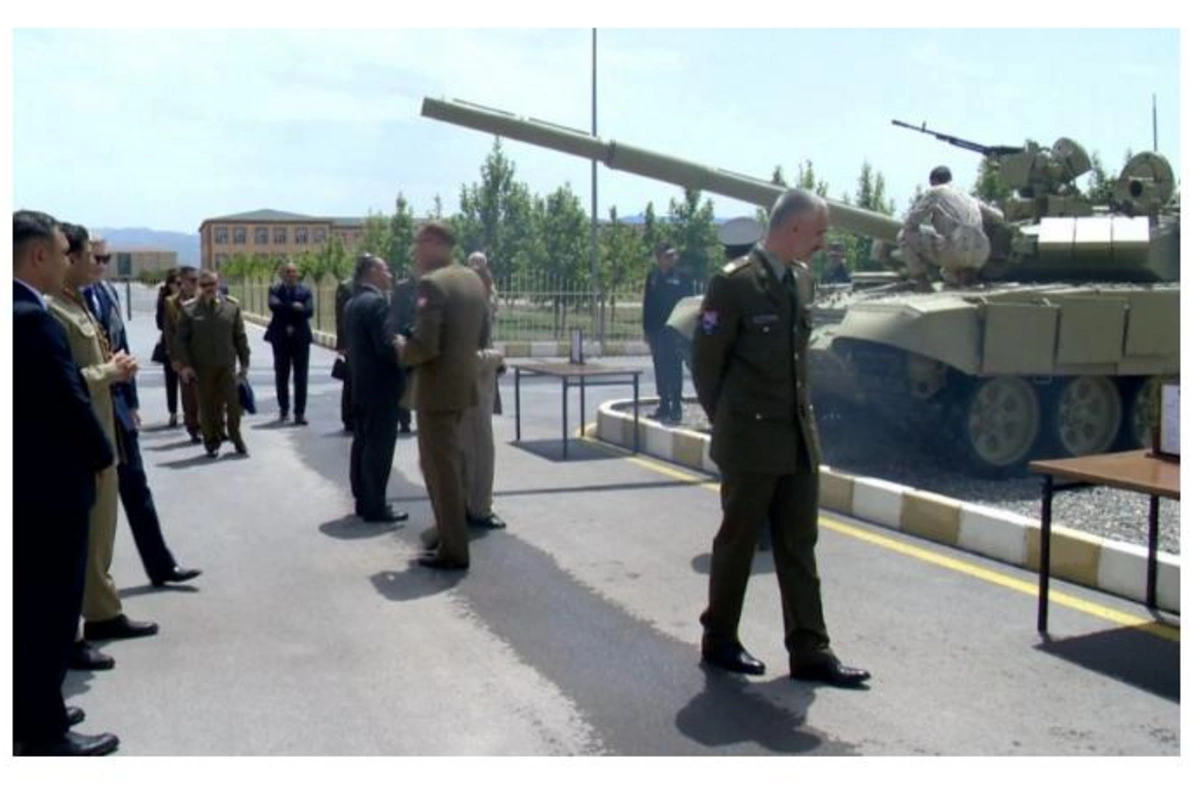 Xarici dövlətlərin hərbi attaşeləri Naxçıvana səfər ediblər