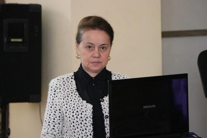 “Yol hərəkəti qaydalarını uşaqlara necə öyrətməli” adlı silsilə təlimlər davam edir — FOTOLAR
