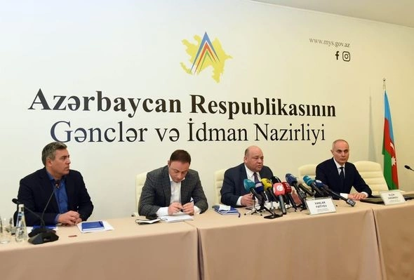 Su İdmanı Sarayının sabiq direktoru: “Desəm ki, Azad Rəhimovun qaynı olduğum üçün sıxışdırıldım...” Su İdmanı Sarayının sabiq direktoru: “Desəm ki, Azad Rəhimovun qaynı olduğum üçün sıxışdırıldım...”