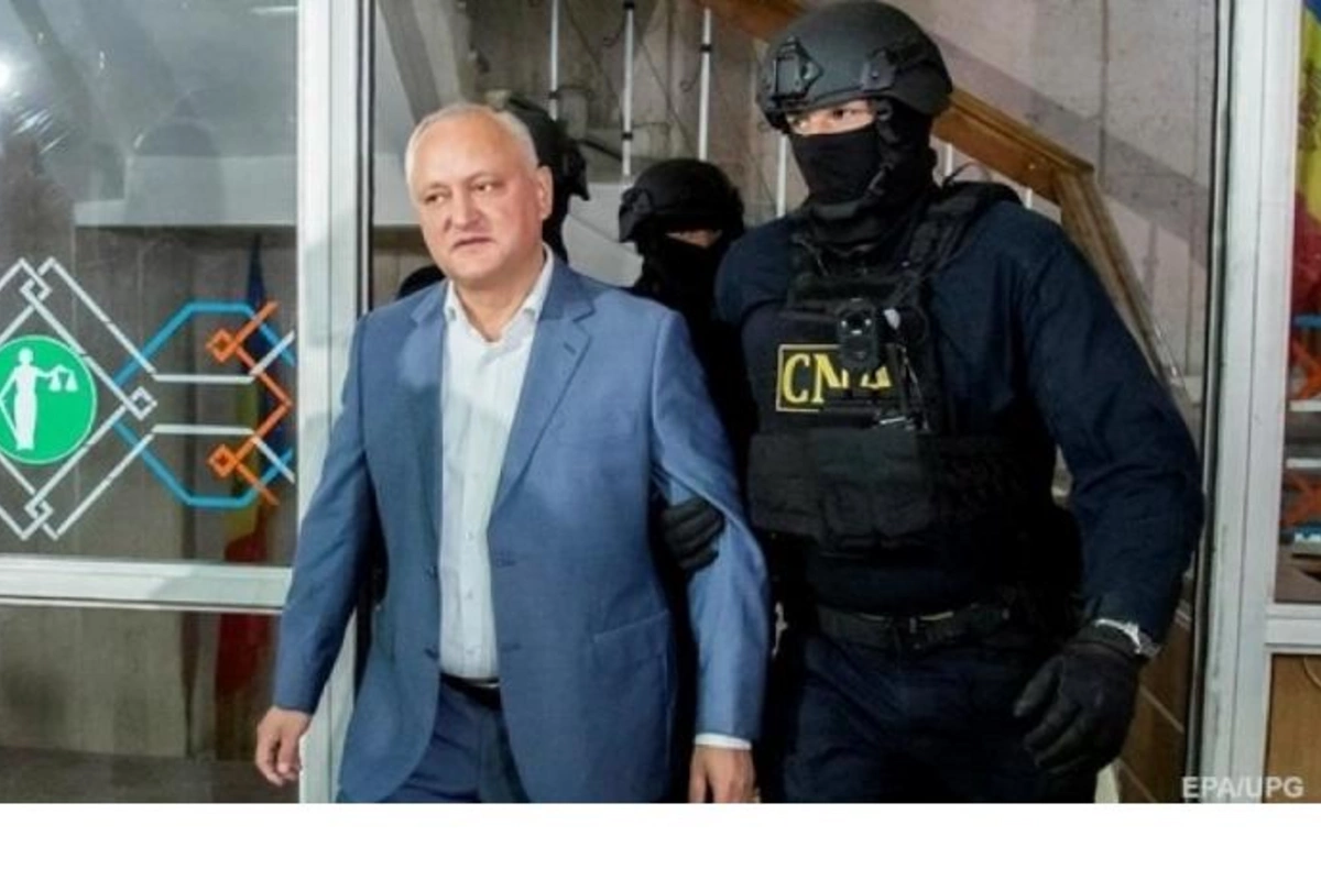 Keçmiş prezident 30 sutka ev dustaqlığına buraxıldı