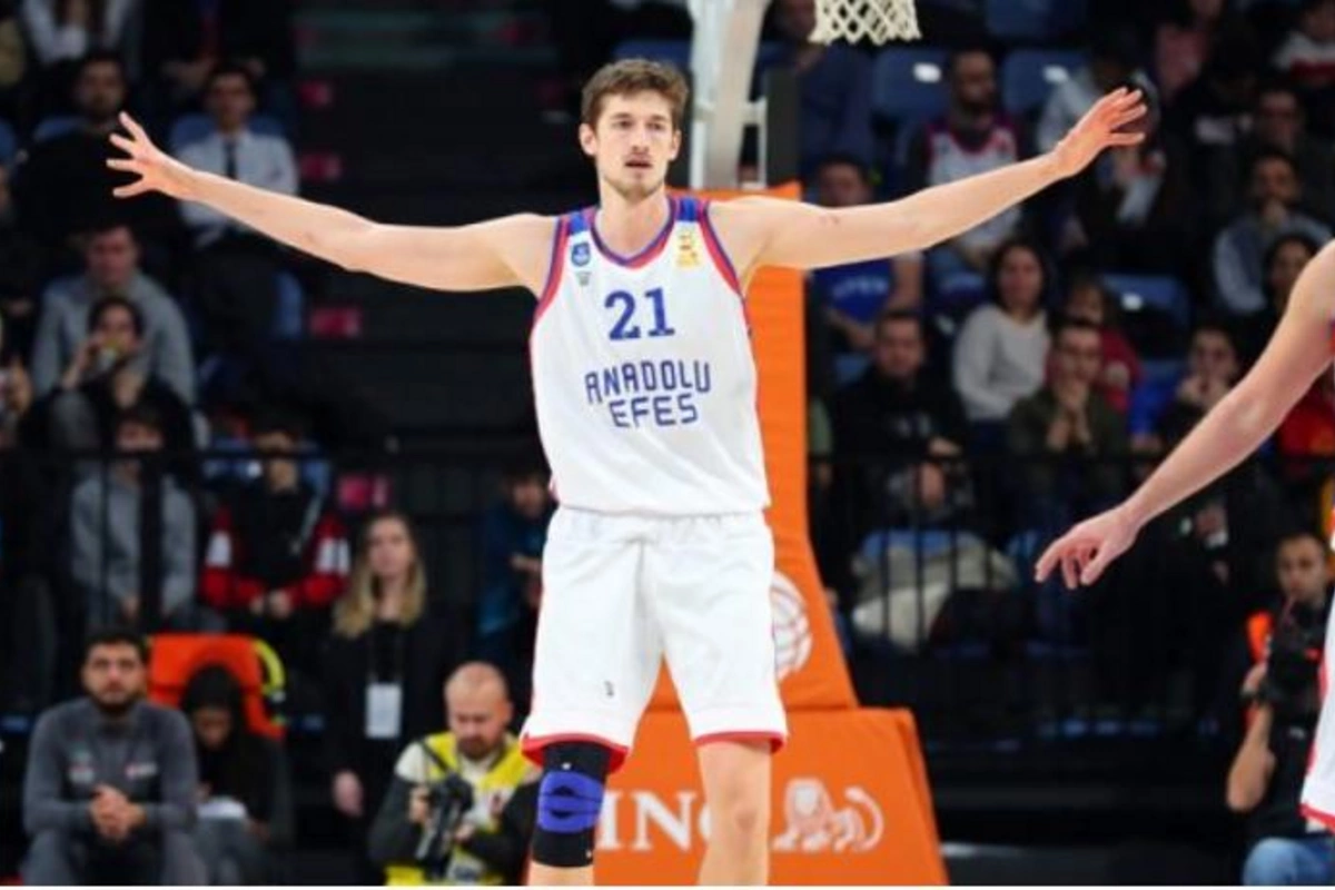 Ulduz basketbolçu öz boyu ilə Ərdoğanı təəccübləndirdi — FOTO