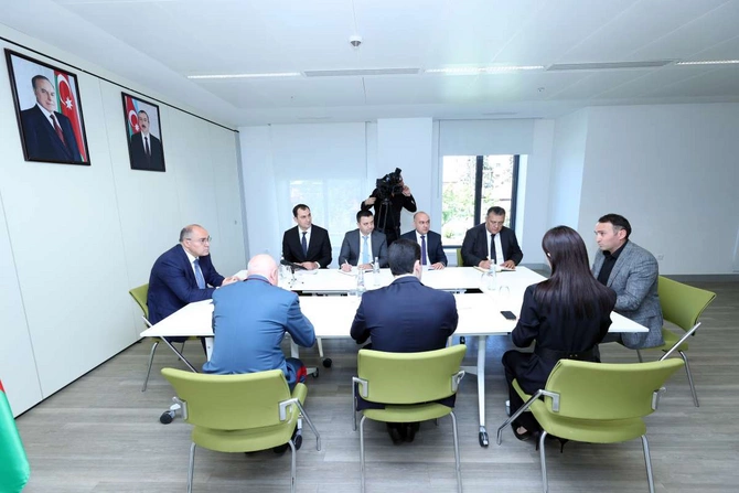 Səfər Mehdiyev Qaxda vətəndaşları qəbul etdi — FOTOLAR