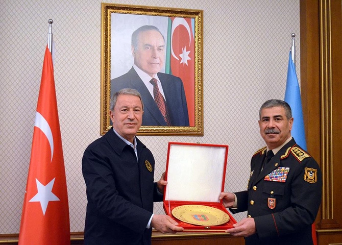 Hulusi Akar Azərbaycana gəldi — FOTOLAR Hulusi Akar Azərbaycana gəldi — FOTOLAR