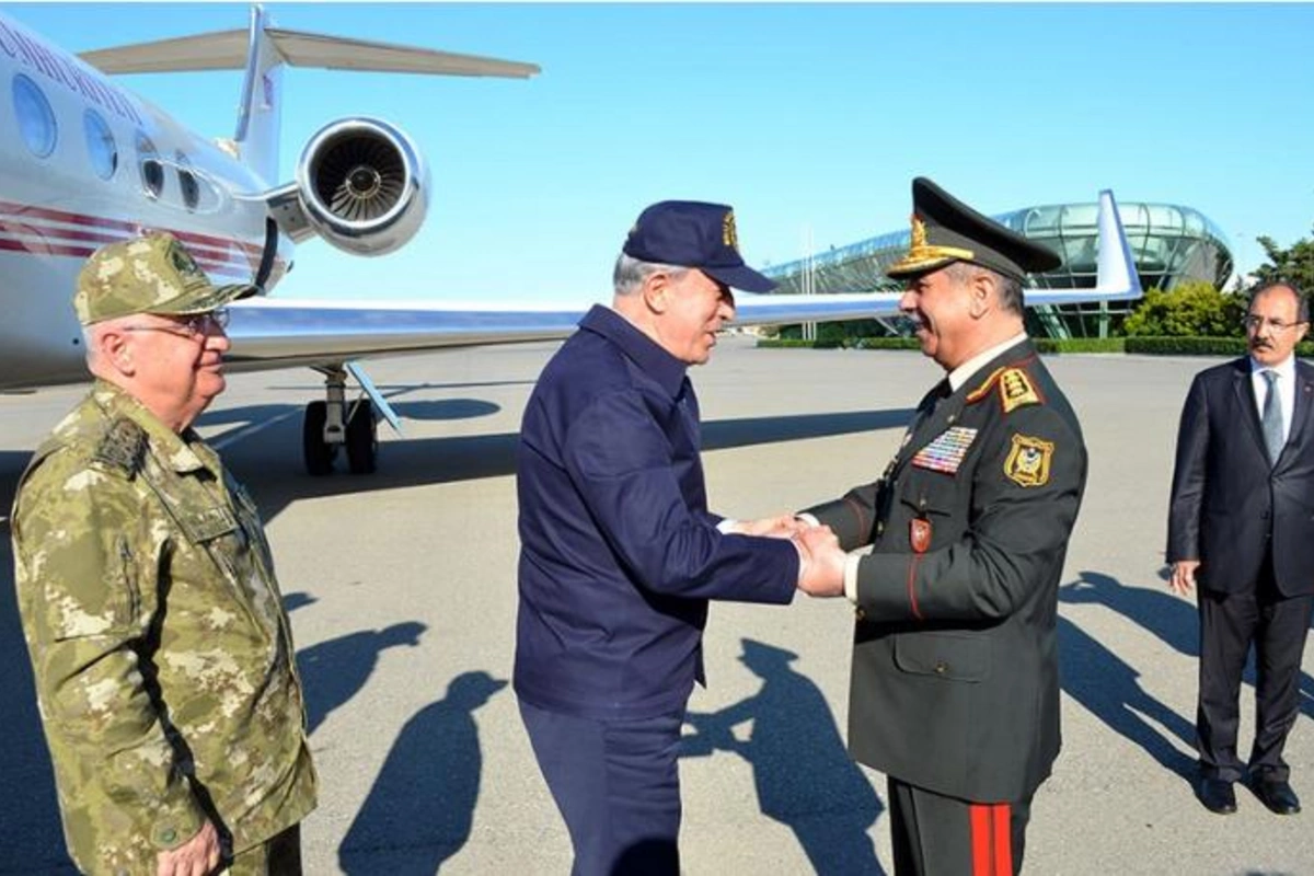 Hulusi Akar Azərbaycana gəldi — FOTOLAR