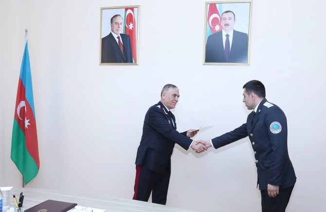 Şəki Regional Miqrasiya idarəsində 28 May Müstəqillik Günü qeyd edildi — FOTOLAR Şəki Regional Miqrasiya idarəsində 28 May Müstəqillik Günü qeyd edildi — FOTOLAR