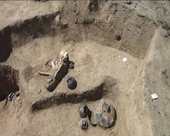 Goranboyda eradan əvvəl IX-VIII əsrlərə aid insan skeletləri aşkarlandı —FOTOLAR