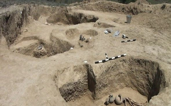 Goranboyda eradan əvvəl IX-VIII əsrlərə aid insan skeletləri aşkarlandı —FOTOLAR