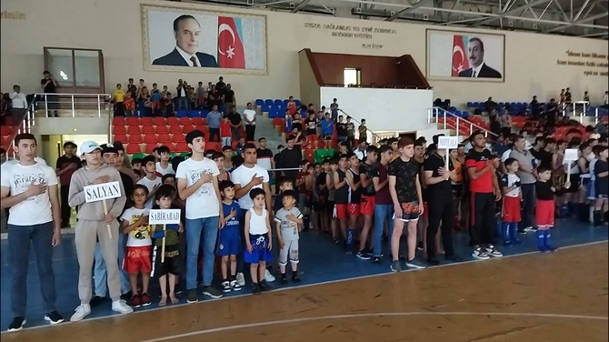 Kikboksinq üzrə Salyan rayon birinciliyi keçirildi — FOTOLAR