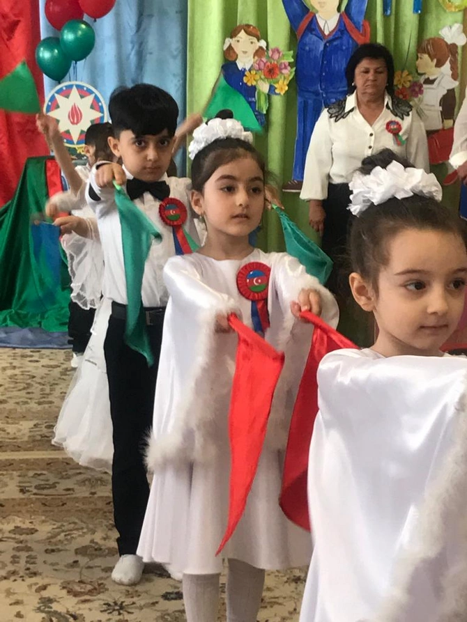Xətai rayonundakı 235 nömrəli uşaq bağçasında Müstəqillik Günü qeyd olunub — FOTO