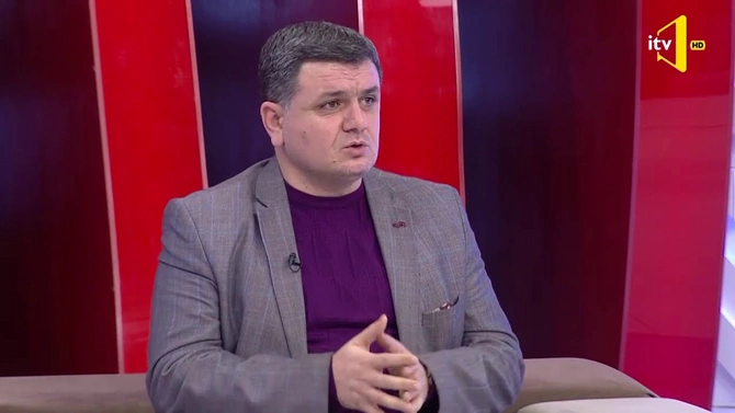 Camaat yollarda qalır! — Sərnişin avtobus hayında, BNA pul axtarır! — Əncam çəkilmir!