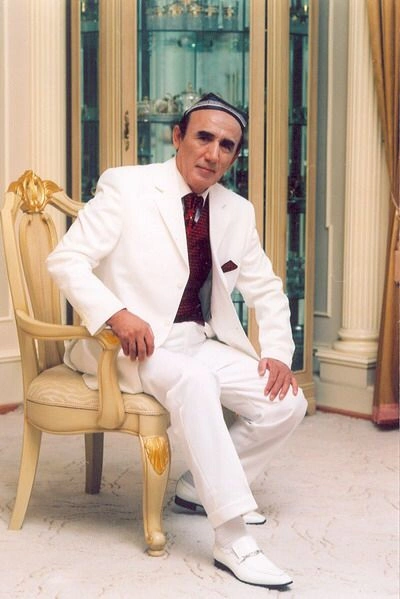 Özbəkistan səhnəsinin kralı Şerali Curayev Bakımızın qonağıdır! — ÖZƏL MÜSAHİBƏ Özbəkistan səhnəsinin kralı Şerali Curayev Bakımızın qonağıdır! — ÖZƏL MÜSAHİBƏ