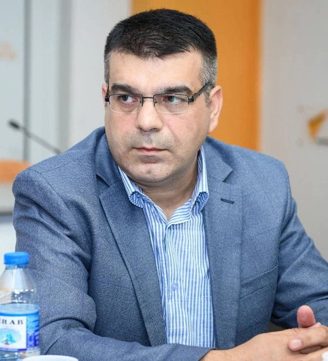 Qaldıqca qızıla dönən köhnə binalar... — ARAŞDIRMA