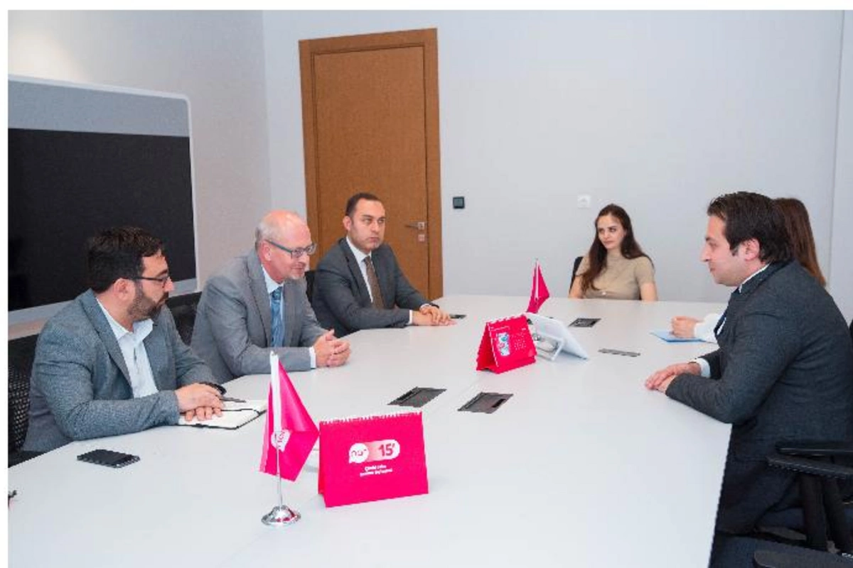 “Nar” və Azərbaycan Könüllü Təşkilatları İttifaqı arasında memorandum imzalandı — FOTOLAR