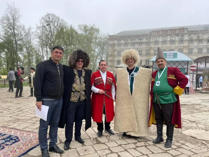 Şuşada Birinci Beynəlxalq Kulinariya Festivalı başladı — FOTOLAR Şuşada Birinci Beynəlxalq Kulinariya Festivalı başladı — FOTOLAR
