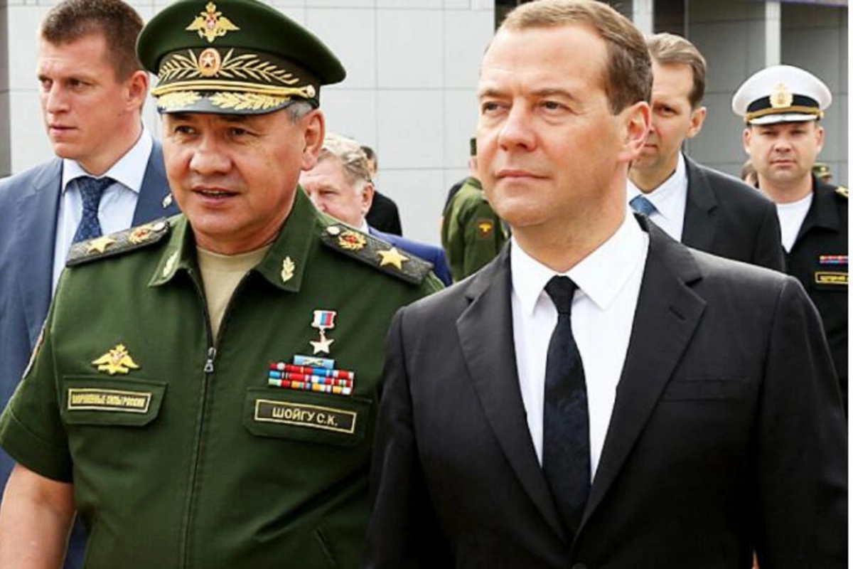 Medvedev və Şoyqu Ukrayna Baş Prokurorluğuna çağırıldı