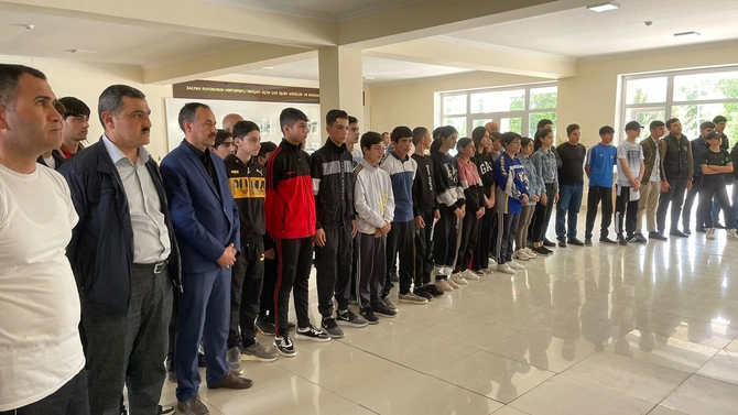 Salyanda güllə atıcılığı üzrə yarış keçirildi — FOTOLAR