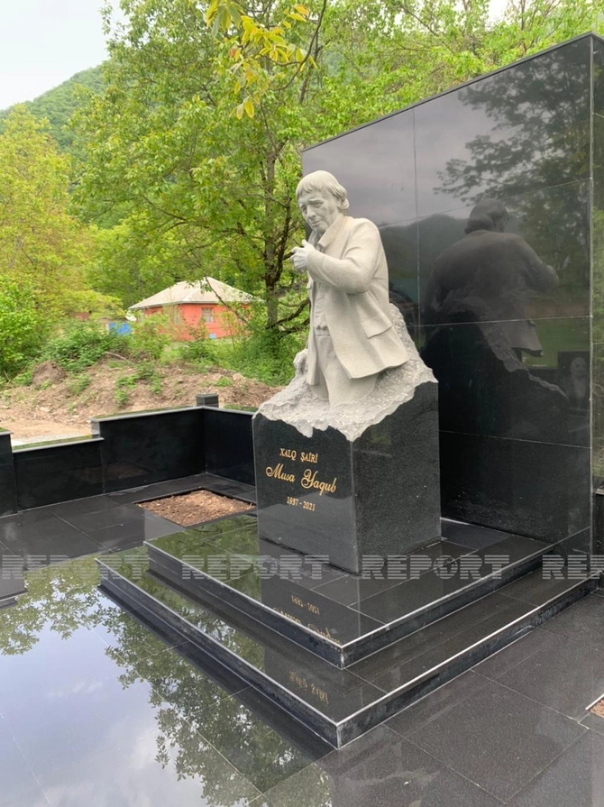 Musa Yaqubun qəbirüstü abidəsinin açılışı oldu — FOTOLAR