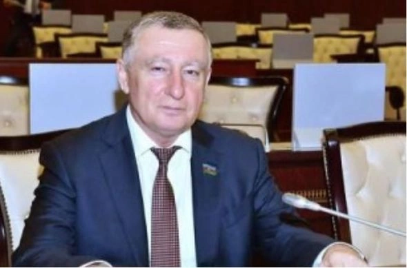 Millət vəkilinin oğlu ABŞ-da şirkət açdı — FOTOLAR
