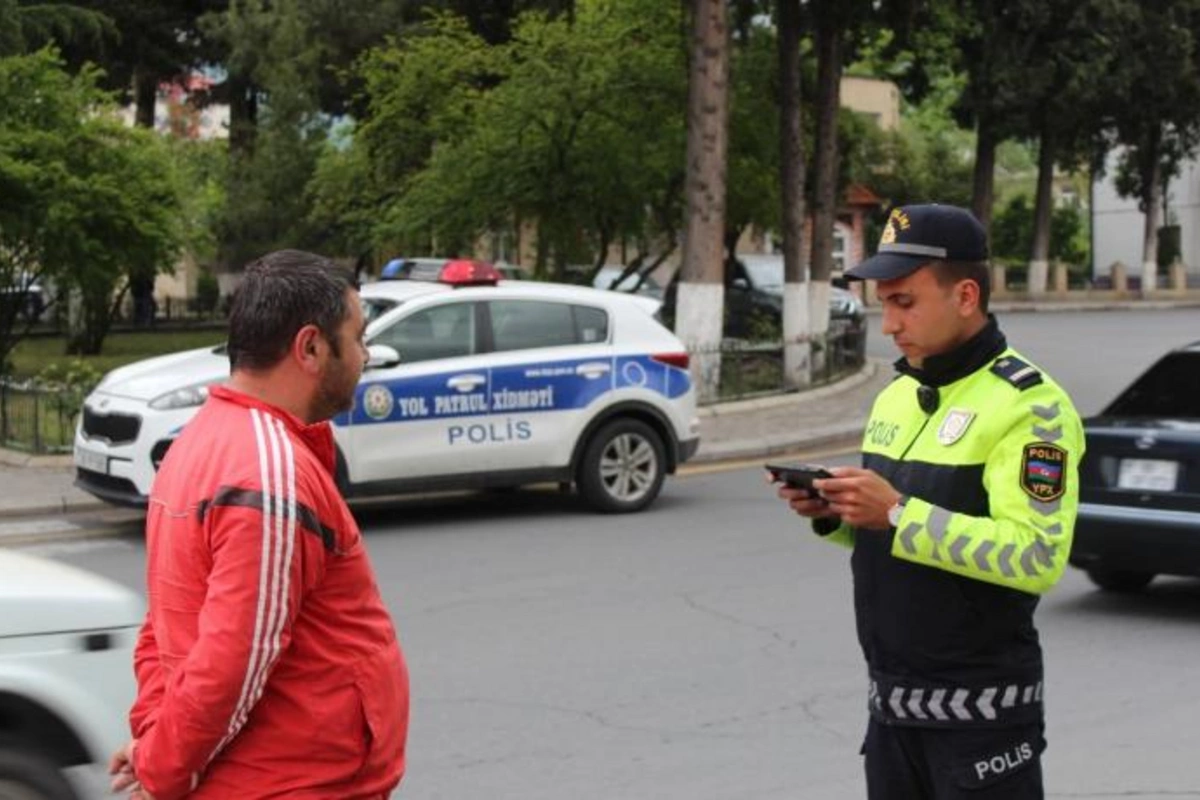 Piyada keçidlərindən istifadə etməyənlər barəsində inzibati tədbirlər görüldü — FOTO