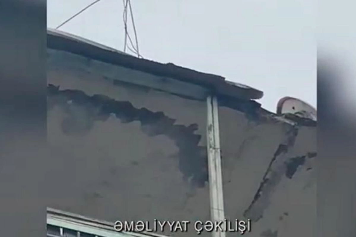 Güclü külək Bakıda təhlükə yaratdı — VİDEO