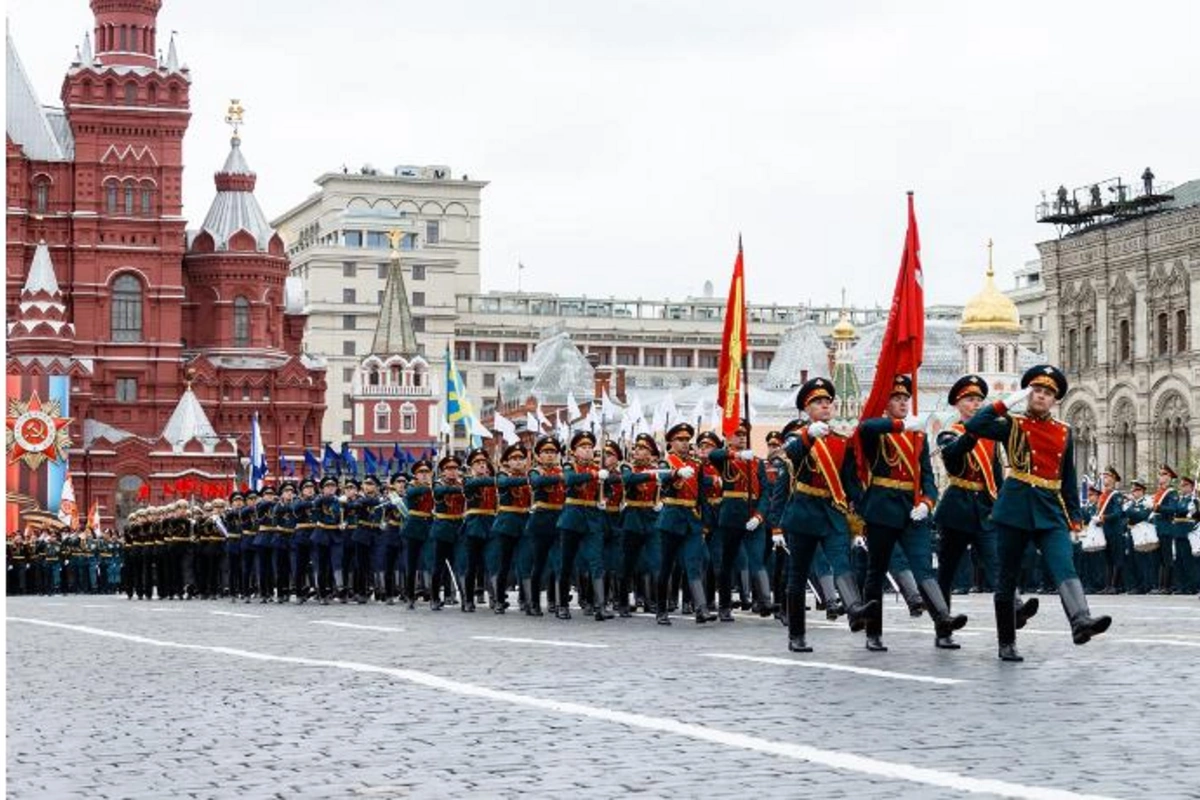 Moskvada paradda qəribə hadisə: Bu hissə ləğv edildi