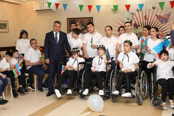 Abşeronda “1 İyun - Uşaqların Beynəlxalq Müdafiə Günü” qeyd edildi — FOTOLAR Abşeronda “1 İyun - Uşaqların Beynəlxalq Müdafiə Günü” qeyd edildi — FOTOLAR