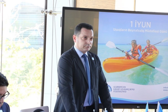 Avarçəkmə uzun illərdən sonra yenidən Bakı sularında — FOTO (VİDEO)