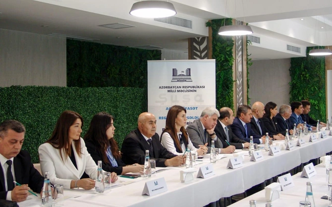 Şuşada Milli Məclisin komitələrinin birgə iclası keçirildi — FOTOLAR Şuşada Milli Məclisin komitələrinin birgə iclası keçirildi — FOTOLAR