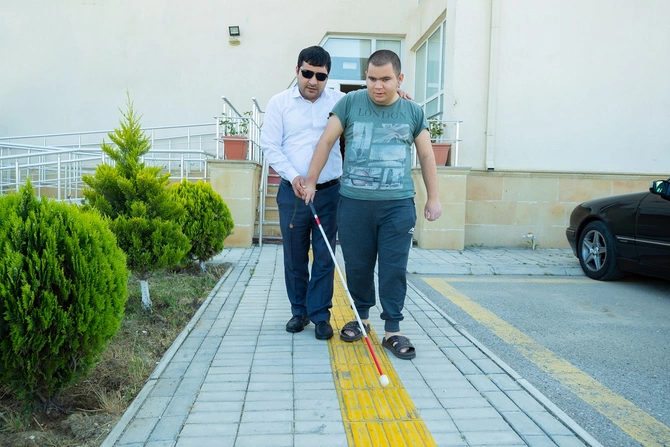 Sosial Reabilitasiya Müəssisəsində görmə imkanı məhdud 60-dək şəxsə xidmətlər göstərildi — FOTOLAR