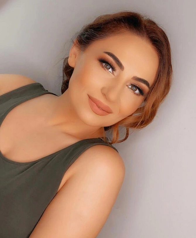 Sevinc Musayeva: “Məktəbdə oğlan kimi olmuşam” Sevinc Musayeva: “Məktəbdə oğlan kimi olmuşam”