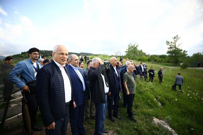 Beynəlxalq konfransın nümayəndələri Şuşaya səfər etdilər — FOTOLAR
