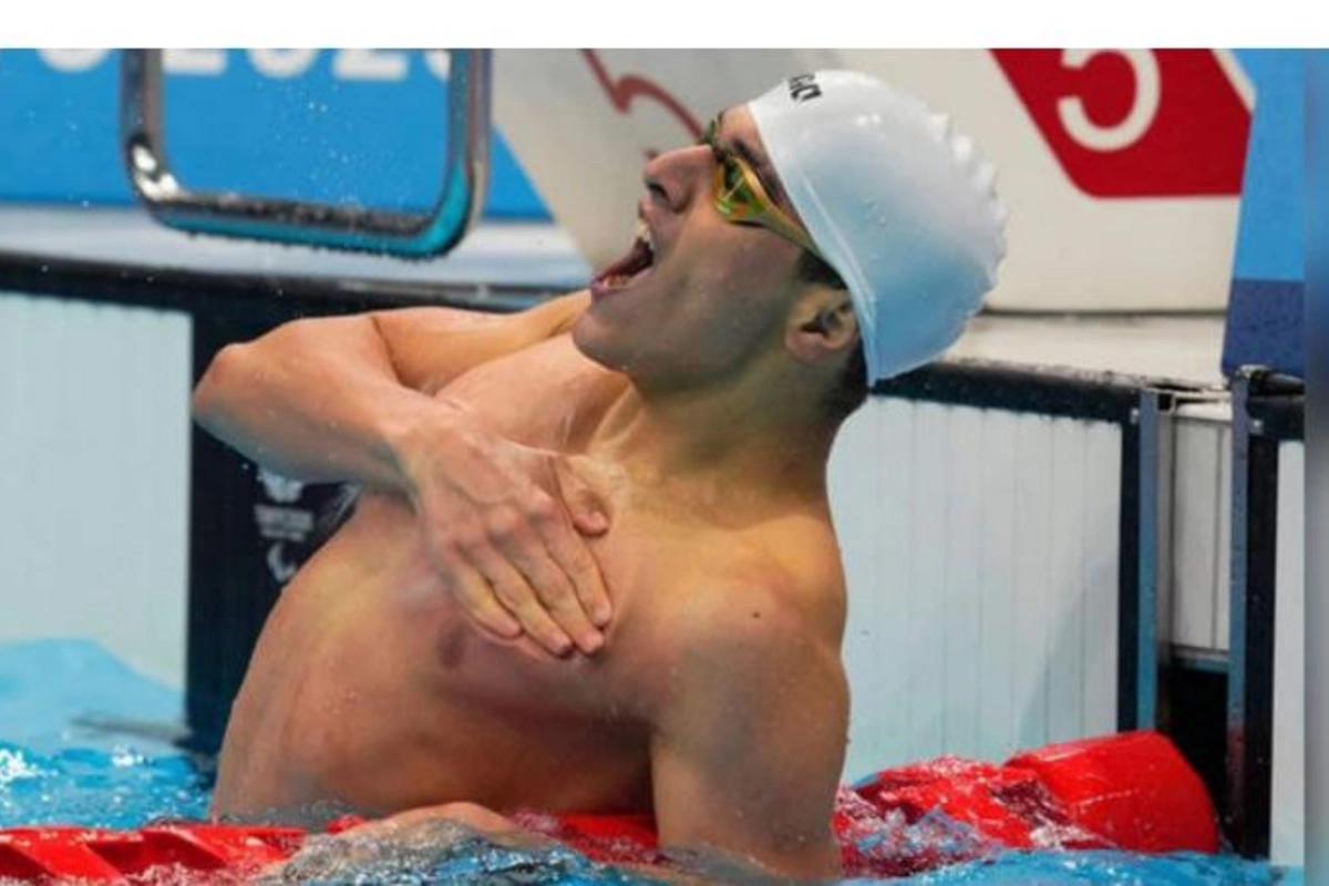 Vəli İsrafilov dünya çempionatının qızıl medalını qazandı
