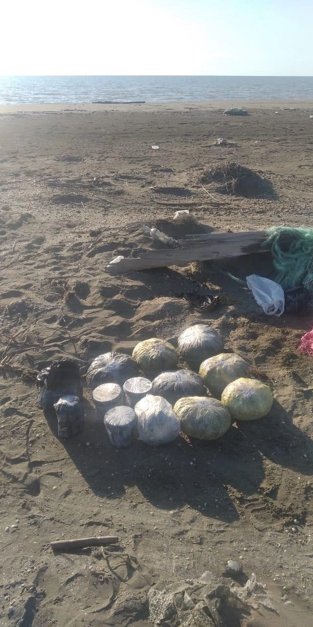 Narkotik qaçaqmalçıları Zəngilanda sərhədçilərə atəş açdı — FOTOLAR Narkotik qaçaqmalçıları Zəngilanda sərhədçilərə atəş açdı — FOTOLAR