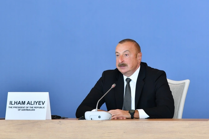 Prezident IX Qlobal Bakı Forumunda çıxış etdi — YENİLƏNİB (VİDEO) Prezident IX Qlobal Bakı Forumunda çıxış etdi — YENİLƏNİB (VİDEO)