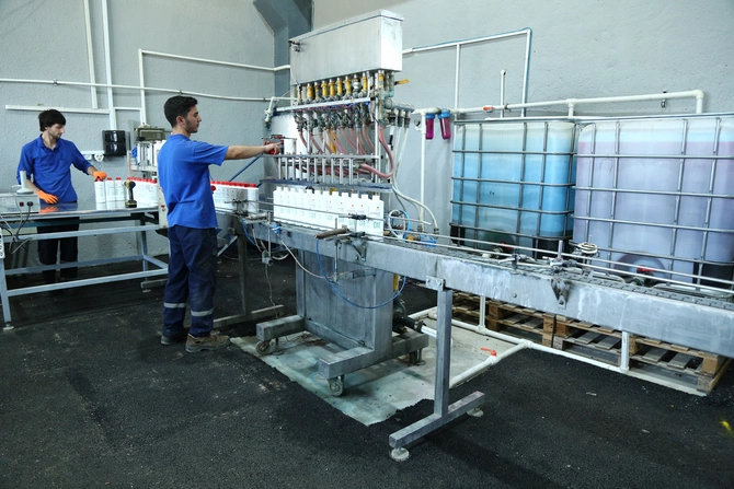 AMEA Yüksək Texnologiyalar Parkının rezidenti “Proline Chemicals” MMC texnoparkda istehsalata başladı — FOTOLAR