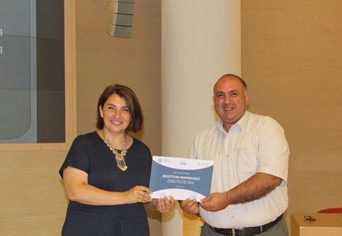 ADA-da “Publisistika və Köşə Yazarlığı” mövzusunda seminar keçirildi — FOTOLAR ADA-da “Publisistika və Köşə Yazarlığı” mövzusunda seminar keçirildi — FOTOLAR