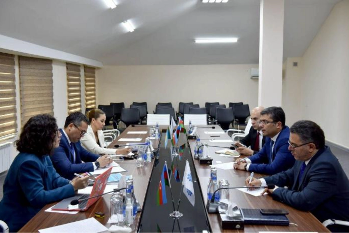 MEDİA-da Qazaxıstanın İnformasiya Komitəsinin sədri ilə görüş keçirildi