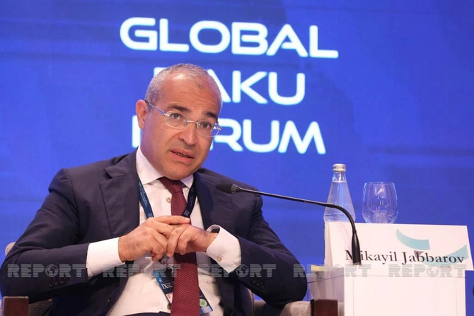 Bakı Forumu: “Qloballaşma və artan bərabərsizliklər” mövzusunda panel iclası keçirildi