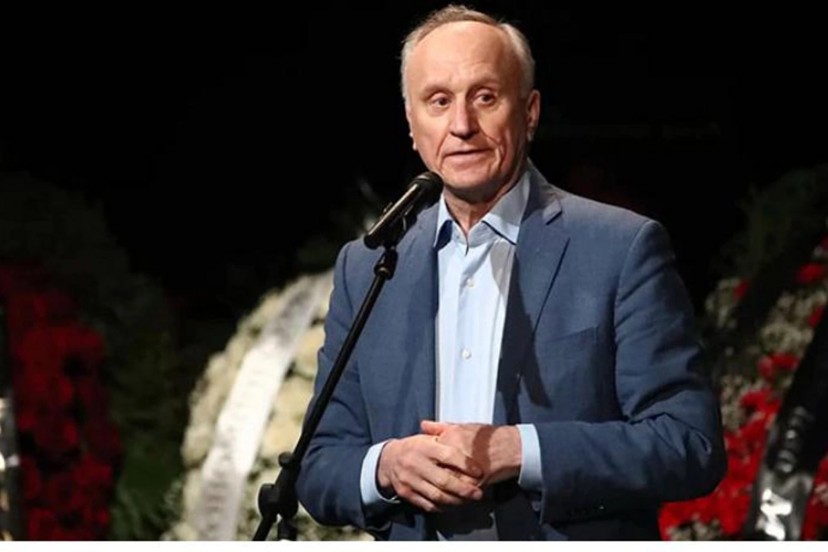 Rusiyanın keçmiş dövlət katibi Gennadi Burbulis vəfat etdi