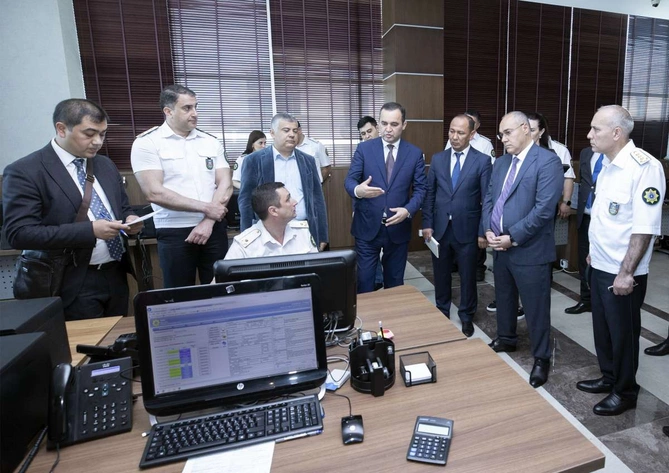 Özbəkistan gömrükçülərinə Bakı Baş Gömrük İdarəsinin fəaliyyəti barədə məlumat verildi — FOTOLAR