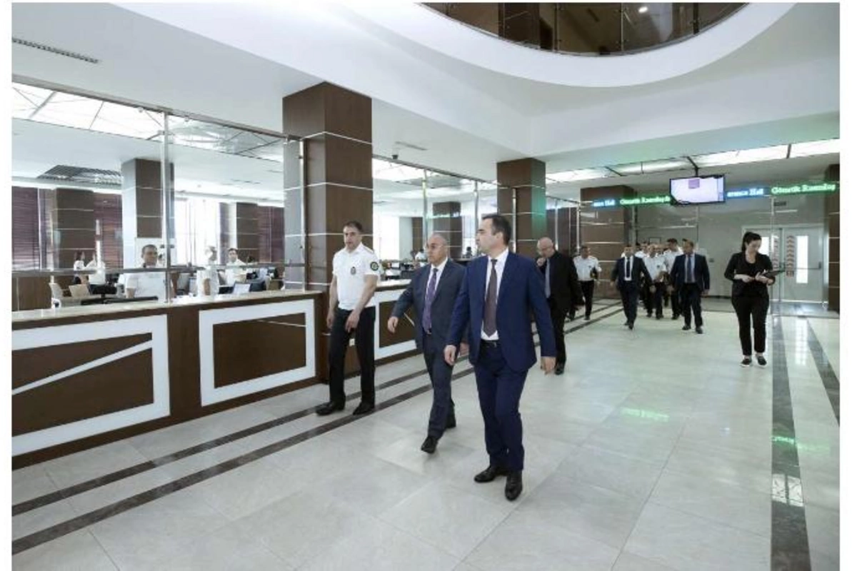 Özbəkistan gömrükçülərinə Bakı Baş Gömrük İdarəsinin fəaliyyəti barədə məlumat verildi — FOTOLAR