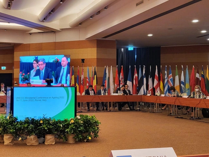Romada keçirilən konfransda Azərbaycanda aparılan sosial islahatlar diqqətə çatdırıldı — FOTOLAR Romada keçirilən konfransda Azərbaycanda aparılan sosial islahatlar diqqətə çatdırıldı — FOTOLAR