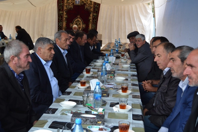 Füzulidə yas yerləri sadələşdirilmiş şəkildə təşkil olunur — FOTOLAR Füzulidə yas yerləri sadələşdirilmiş şəkildə təşkil olunur — FOTOLAR