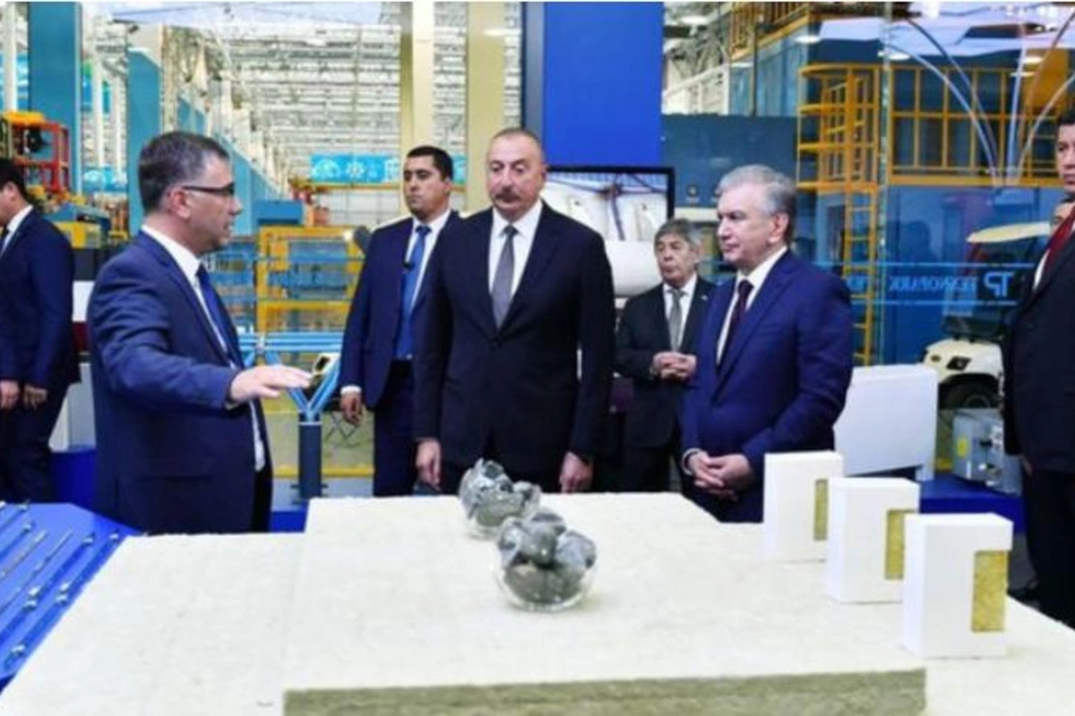 İlham Əliyev və Şavkat Mirziyoyev Daşkənddə “TEXNOPARK” MMC-nin fəaliyyəti ilə tanış olublar — YENİLƏNDİ