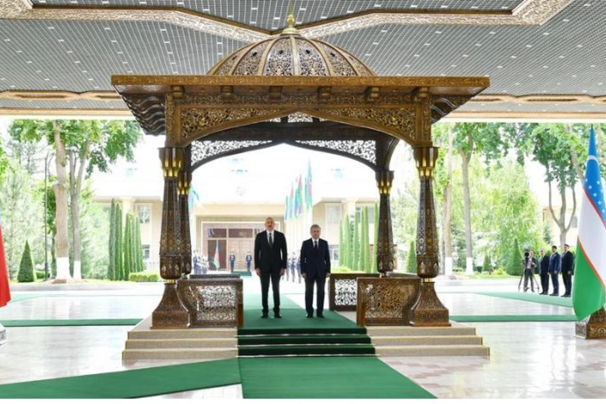 Azərbaycan və Özbəkistan prezidentləri mətbuata bəyanatlarla çıxış etdilər — YENİLƏNDİ