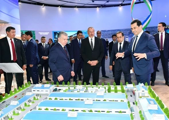 İlham Əliyev və Şavkat Mirziyoyev Daşkənddə “TEXNOPARK” MMC-nin fəaliyyəti ilə tanış olublar — YENİLƏNDİ