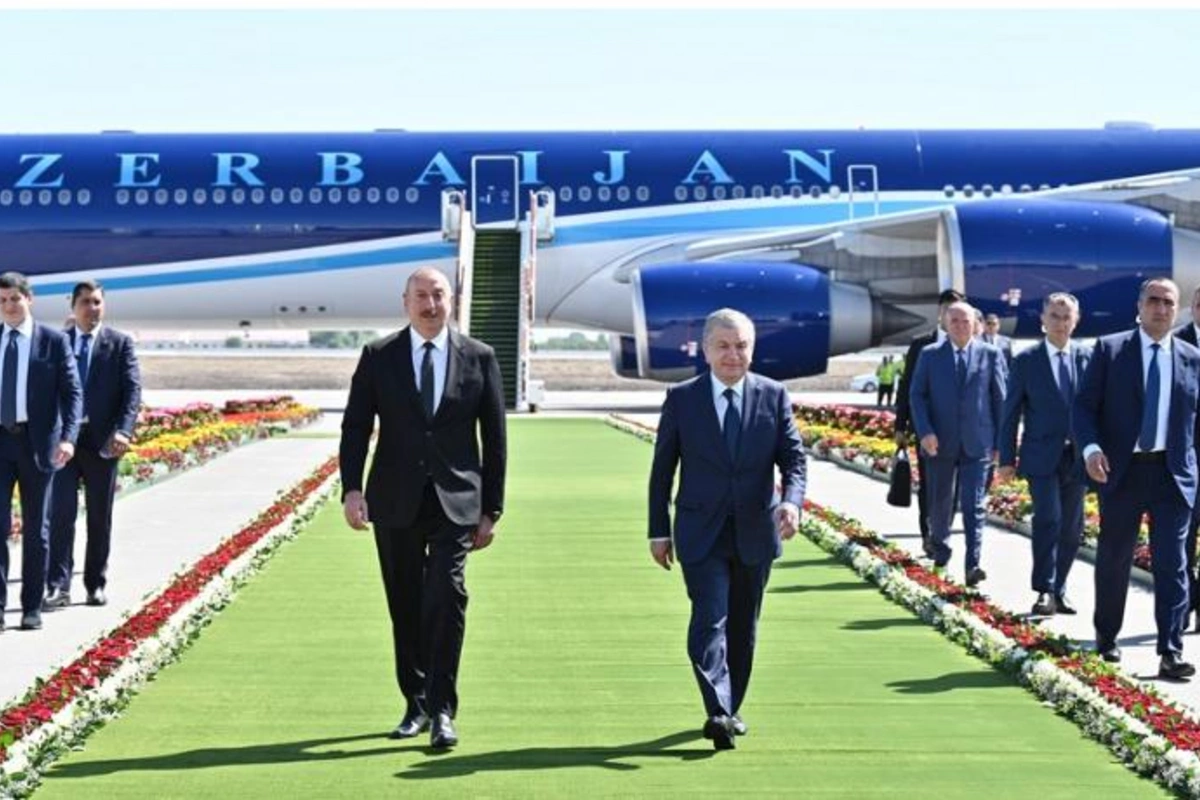 Prezident Özbəkistanın Ürgənc şəhərinə getdi — FOTOLAR